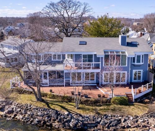 1 Seabreeze Pl, Norwalk, CT 06854-4711