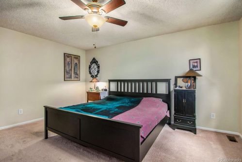 4050 Espana Way, Denver CO 80015-5803 exterior