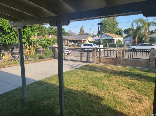 1142 14th St, San Bernardino, CA 92411-1808