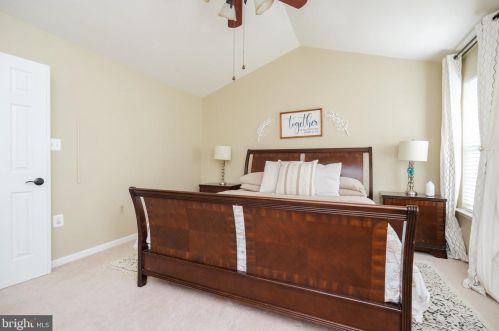 179 Colonial Dr, Charles Town WV  25414-4498 exterior