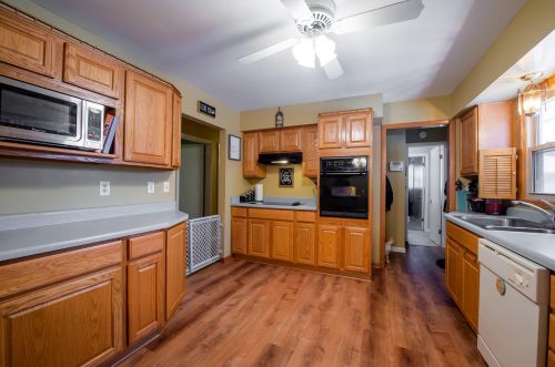 6800 91, Milwaukee WI 53224-4711 exterior