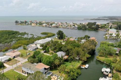14430 Birch St, Port Richey, FL 34667-1171