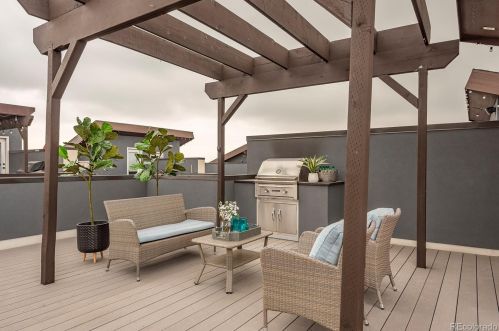 1638 King St, Denver CO 80211-4028 exterior