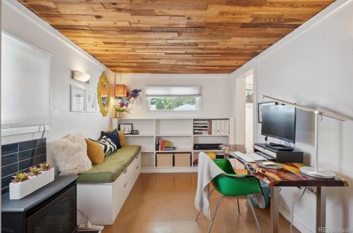 4400 Pearl St, Englewood CO 80113-5831 exterior