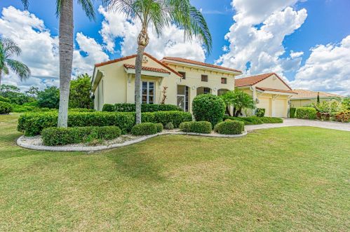 307 Noble Faire Dr, Ruskin, FL 33573-6432