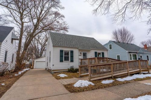2510 Coolidge St, Madison, WI 53704-4507