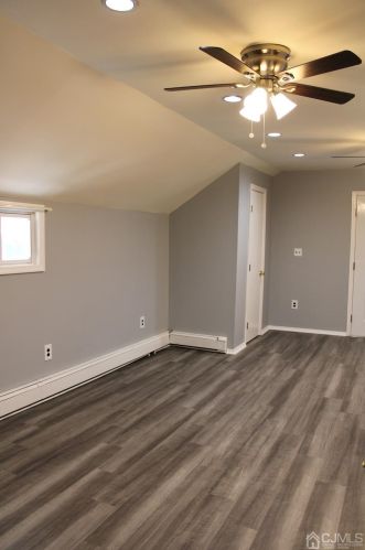 28 Kossman St, East Brunswick NJ  08816-4438 exterior