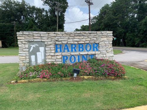 305 Canadian Dr, Chita, TX 75862-5247