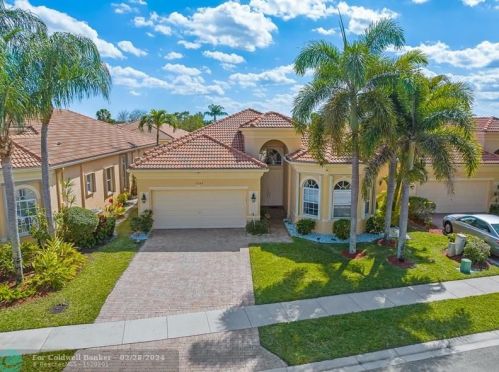 7048 Vivaldi Ln, Delray Beach, FL 33446-3298