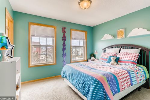 1136 Kerber Pass, Chaska MN 55318-5402 exterior