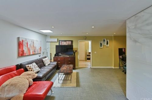 2634 Pacific Coast Hwy, Torrance CA  90505-7038 exterior