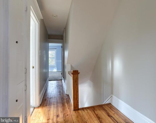 203 Paxtang Ave, Harrisburg PA  17111-1841 exterior