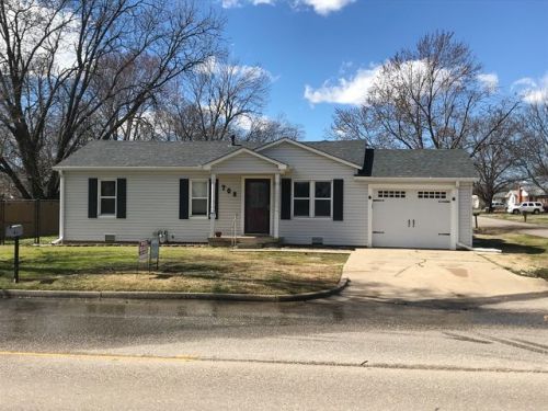 708 Center Ave, Shawnee, OK 74801-7261