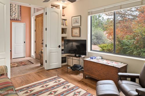 50 Calle Del Norte, Sedona AZ 86336-5013 exterior
