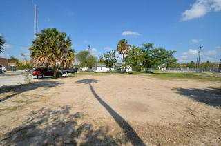 713 Madison St, Brownsville, TX 78520-5947