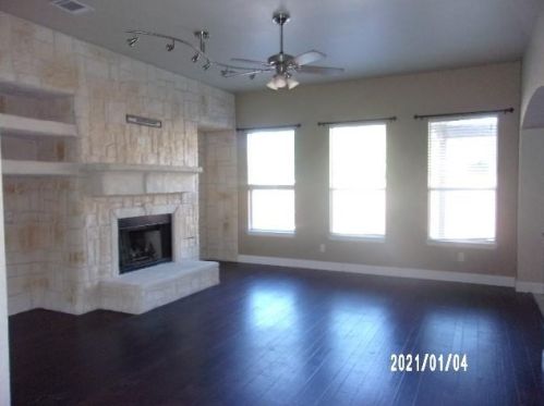 1815 Long Prairie Rd, Allen, TX 75002-1544