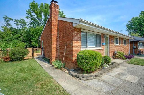 3438 Maple Tree Ln, Covington, KY 41018-1120