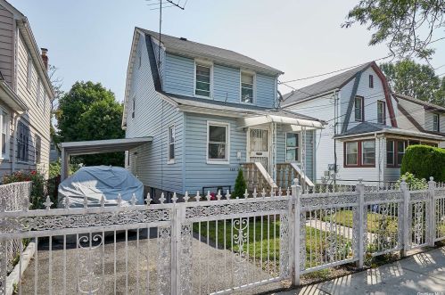 122-29 Lucas St, Jamaica, NY 11413-1044