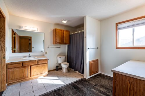 904 Winchester Ln, Holmen WI  54636-8713 exterior