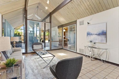 1103 Homestead Rd, Sunnyvale CA  94087-5156 exterior