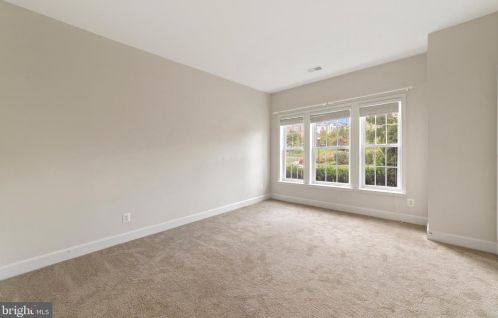 14631 Weeburn Way, Woodbridge VA  22191-4043 exterior