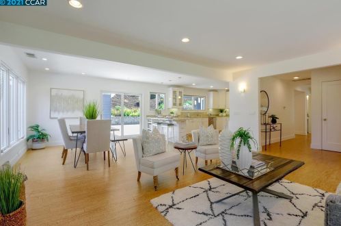 4 Loma Vista Dr, Orinda CA  94563-2213 exterior