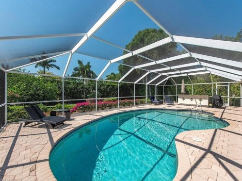 560 Neapolitan Way, Naples, FL 34103-8566
