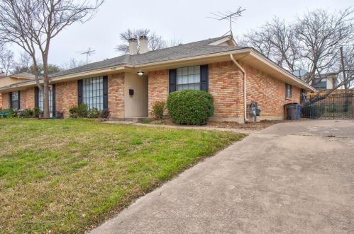 8228 El Retiro Rd, Fort Worth, TX 76116-5033