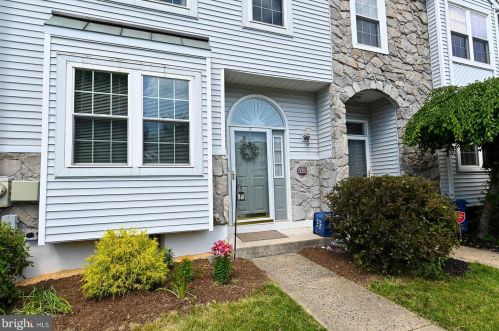 112 Yellow Wood Ct, Collegeville, PA 19426-2993