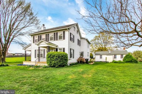 1111 Delta Rd, Red Lion PA  17356-9724 exterior