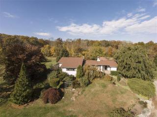 34 Anguilla Brook Rd, Pawcatuck CT  06379-1423 exterior