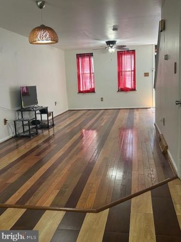 3442 Hope St, Philadelphia PA  19140-4617 exterior