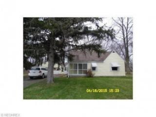 5942 Knollwood Dr, Ashtabula, OH 44004-7536