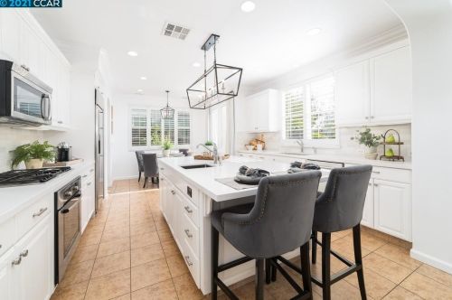 3333 Griffon St, Danville CA  94506-5007 exterior