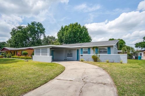 4423 Cassius St, Orlando, FL 32811-4813