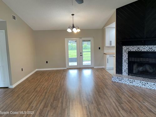 4015 Scotland St, Cocoa, FL 32927-8516