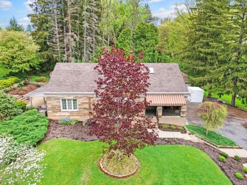 5510 Bauer Dr, Gibsonia, PA 15044-9401