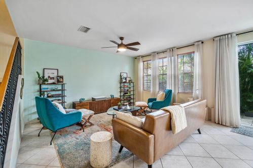115 Venetian Dr, Delray Beach, FL 33483-6846