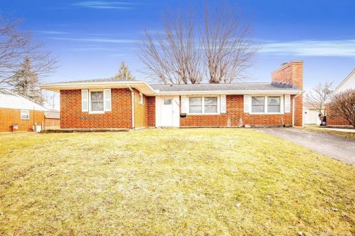 1543 Sioux Dr, Xenia, OH 45385-4236
