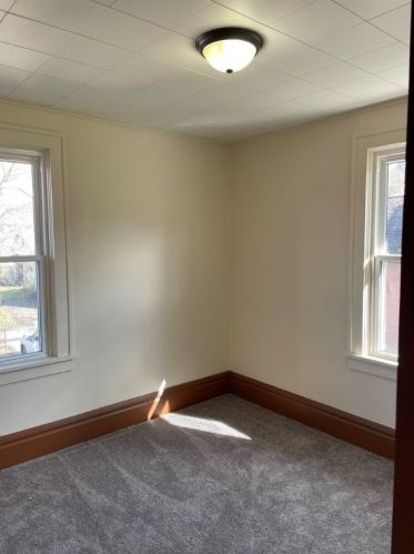 1705 Moravia St, New Castle PA  16101-5806 exterior