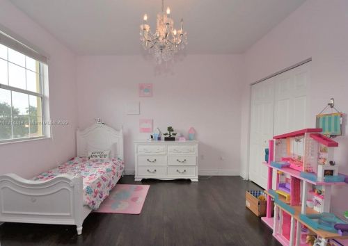 1418 147th Ter, Hollywood FL  33027-6187 exterior