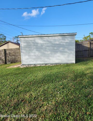 1860 Cowan Dr, Titusville FL  32796-1210 exterior