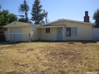 5820 Garibaldi St, Sacramento, CA 95824-2724