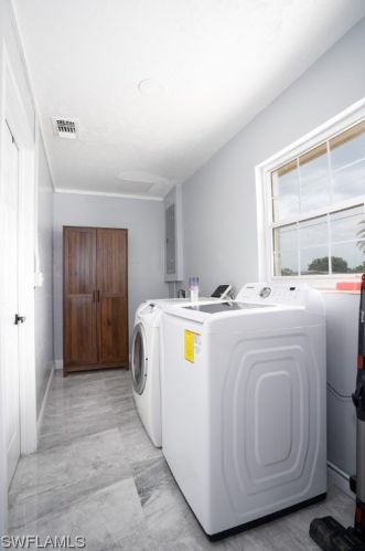 15 Leeland Hts Blvd, Lehigh Acres FL 33936-6431 exterior