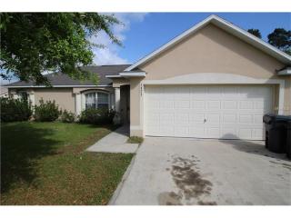 1473 Swan Ct, Kissimmee, FL 34759-5107
