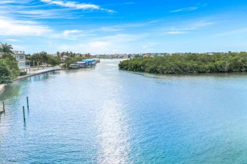249 3rd St, Bonita Springs, FL 34134-7324
