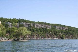 175 Cliffside Dr, Canandaigua, NY 14424-8824