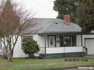 672 5th St, Lebanon, OR 97355-2876