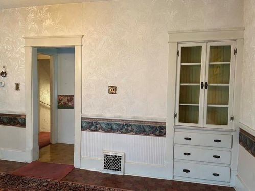 721 Monroe St, New Castle PA  16101-4546 exterior