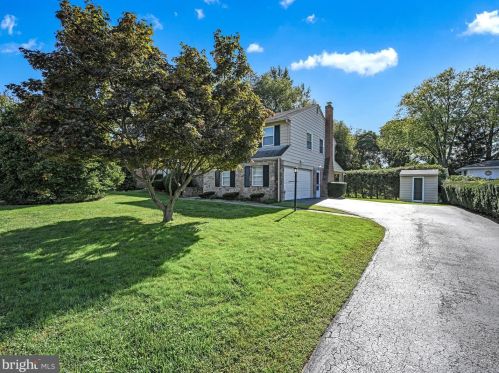 412 Hill Rd, Pittsburgh, PA 19083-4835